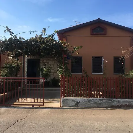 Slavko Apartment *